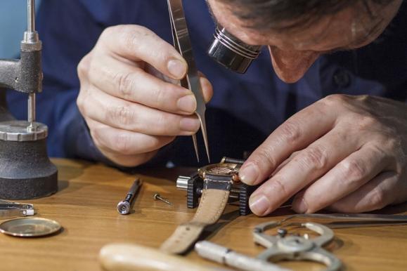 Remise en forme d'une montre